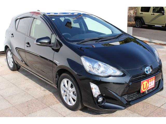 アクア Ｓ　禁煙車　ナビ　Ｂｌｕｅｔｏｏｔｈ　オートエアコン　純正ＬＥＤヘッドライト＆フォグランプ　純正１６インチアルミ　ＥＴＣ車載器　キーレス　オプションアームレスト　電動コーナーポール　新車ワンオーナー（12枚目）