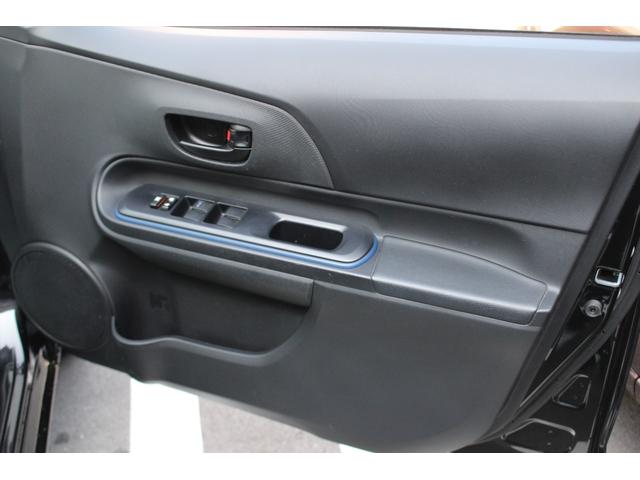 アクア Ｓ　禁煙車　ナビ　Ｂｌｕｅｔｏｏｔｈ　オートエアコン　純正ＬＥＤヘッドライト＆フォグランプ　純正１６インチアルミ　ＥＴＣ車載器　キーレス　オプションアームレスト　電動コーナーポール　新車ワンオーナー（38枚目）