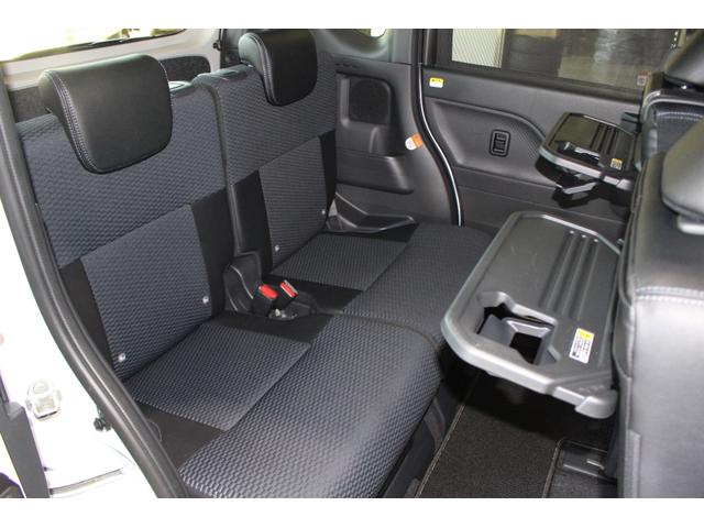 タント カスタムＸ　禁煙車　９ディスプレイオーディオ　パノラマカメラ　ＥＴＣ車載器　衝突被害軽減ブレーキ　ＬＥＤライト　両側パワースライドドア　前席左右シートヒーター　ロールサンシェイド＆シートバックテーブル　キーフリー（15枚目）