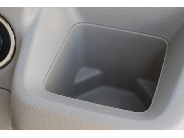 フレア ハイブリッドＸＧ　禁煙車　ナビ　Ｂｌｕｅｔｏｏｔｈ　ＤＶＤ　ＥＴＣ車載器　キーフリーシステム　運転席シートヒーター　オートエアコン　オートライト　パーキングセンサー　ベージュ内装　シフォンアイボリーメタリック（29枚目）