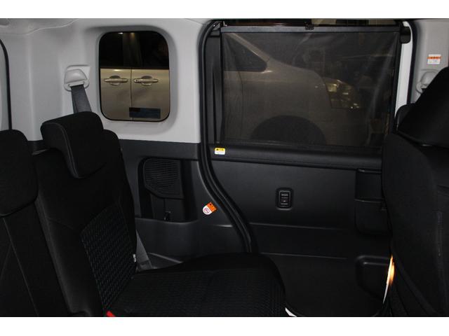 ルーミー カスタムＧ－Ｔ　禁煙車　９インチディスプレイオーディオ　パノラマカメラ　フルセグＴＶ　Ｂｌｕｅｔｏｏｔｈ　両側自動ドア　電動パーキングブレーキ　ＬＥＤヘッドライト＆フォグランプ　ＥＴＣ車載器　革巻きステアリング（16枚目）