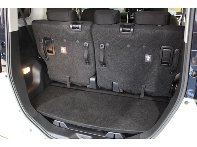 ルーミー カスタムＧ－Ｔ　禁煙車　９インチディスプレイオーディオ　パノラマカメラ　フルセグＴＶ　Ｂｌｕｅｔｏｏｔｈ　両側自動ドア　電動パーキングブレーキ　ＬＥＤヘッドライト＆フォグランプ　ＥＴＣ車載器　革巻きステアリング（19枚目）