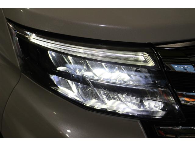 ルーミー カスタムＧ－Ｔ　禁煙車　９インチディスプレイオーディオ　パノラマカメラ　フルセグＴＶ　Ｂｌｕｅｔｏｏｔｈ　両側自動ドア　電動パーキングブレーキ　ＬＥＤヘッドライト＆フォグランプ　ＥＴＣ車載器　革巻きステアリング（40枚目）