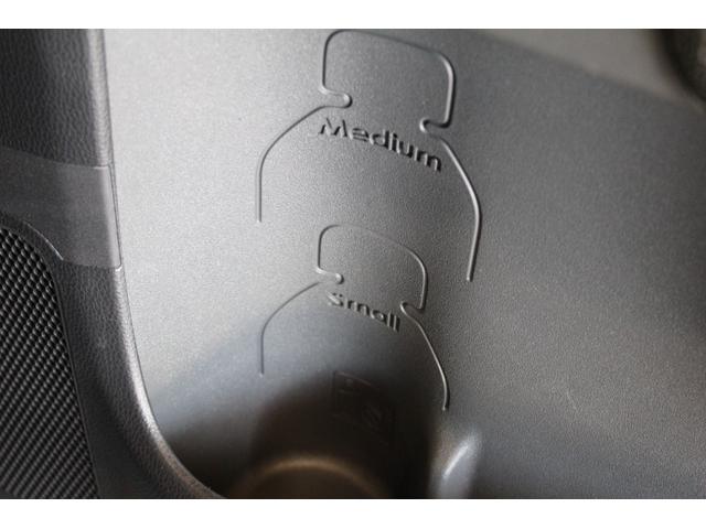 シエンタ ハイブリッドZ 禁煙車 10.5インチディスプレイ ナビ フルセグTV Bluetooth バックカメラ 前席左右シートヒーター&ステアリングヒーター 両側パワースライドドア ETC2.0車載器 AC100V(48枚目)