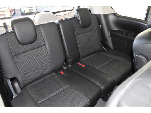 セレナ e-パワー ハイウェイスターV 禁煙車 プロパイロット パイオニア9インチナビ&フリップダウンモニター アラウンドビューモニター エマージェンシーブレーキ インテリジェントルームミラー 両側自動ドア 電動パーキングブレーキ 7人(20枚目)