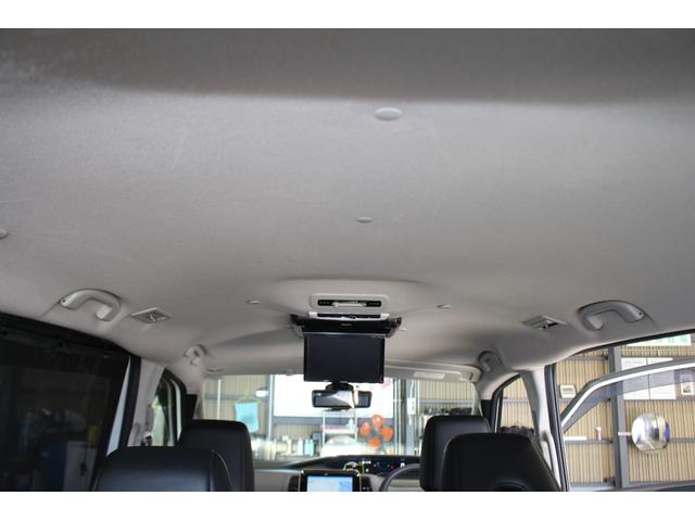 セレナ e-パワー ハイウェイスターV 禁煙車 プロパイロット パイオニア9インチナビ&フリップダウンモニター アラウンドビューモニター エマージェンシーブレーキ インテリジェントルームミラー 両側自動ドア 電動パーキングブレーキ 7人(27枚目)