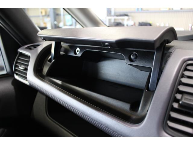 セレナ e-パワー ハイウェイスターV 禁煙車 プロパイロット パイオニア9インチナビ&フリップダウンモニター アラウンドビューモニター エマージェンシーブレーキ インテリジェントルームミラー 両側自動ドア 電動パーキングブレーキ 7人(38枚目)