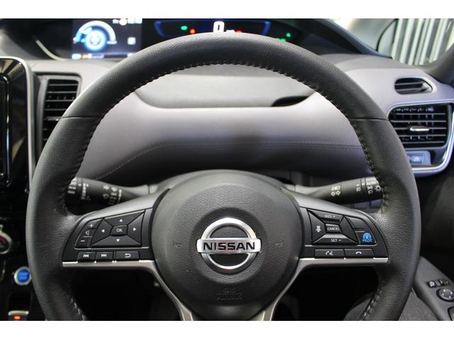 セレナ e-パワー ハイウェイスターV 禁煙車 プロパイロット パイオニア9インチナビ&フリップダウンモニター アラウンドビューモニター エマージェンシーブレーキ インテリジェントルームミラー 両側自動ドア 電動パーキングブレーキ 7人(40枚目)