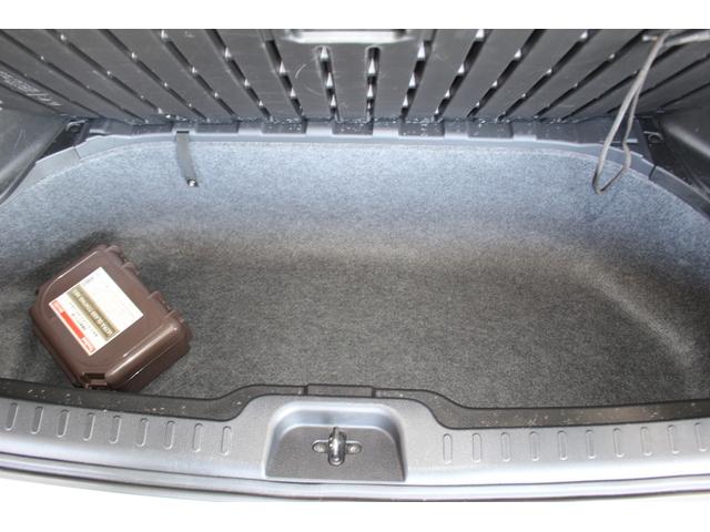 セレナ e-パワー ハイウェイスターV 禁煙車 プロパイロット パイオニア9インチナビ&フリップダウンモニター アラウンドビューモニター エマージェンシーブレーキ インテリジェントルームミラー 両側自動ドア 電動パーキングブレーキ 7人(53枚目)