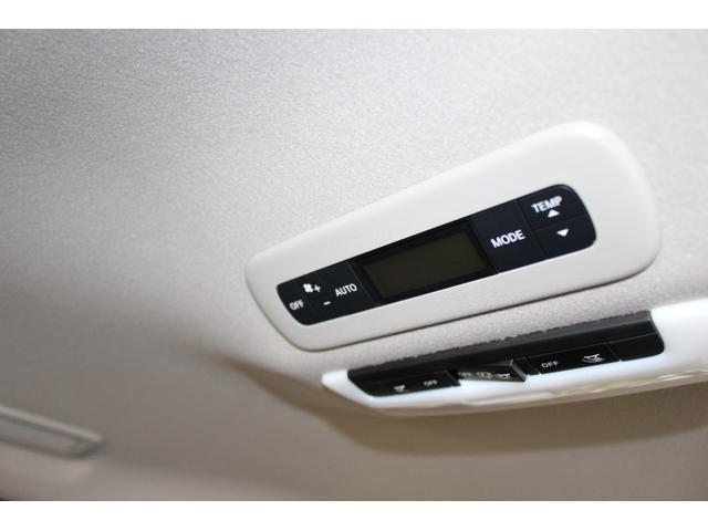 セレナ e-パワー ハイウェイスターV 福祉車両 セカンドスライドリフトアップシート ナビ アラウンドビューモニター 電動ブレーキ ステアリングヒーター 前席左右シートヒーター インテリジェントルームミラー ETC車載器 16AW 7人(48枚目)