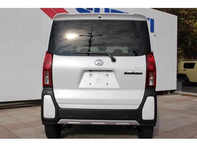 タント ファンクロス　禁煙車　届け出済未使用車　９ディスプレイオーディオ　パノラマカメラ　衝突被害軽減ブレーキ　両側自動ドア　撥水加工シート　前席左右シートヒーター　ロールサンシェイド＆シートバックテーブル　ＬＥＤライト（9枚目）