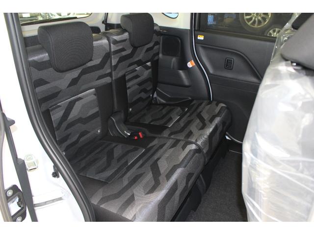 タント ファンクロス　禁煙車　届け出済未使用車　９ディスプレイオーディオ　パノラマカメラ　衝突被害軽減ブレーキ　両側自動ドア　撥水加工シート　前席左右シートヒーター　ロールサンシェイド＆シートバックテーブル　ＬＥＤライト（15枚目）