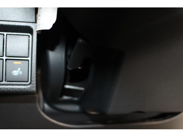 タント ファンクロス　禁煙車　届け出済未使用車　９ディスプレイオーディオ　パノラマカメラ　衝突被害軽減ブレーキ　両側自動ドア　撥水加工シート　前席左右シートヒーター　ロールサンシェイド＆シートバックテーブル　ＬＥＤライト（38枚目）