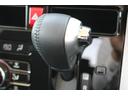 カスタムＧ　９インチディスプレイオーディオ　パノラマカメラ　フルセグＴＶ　ＵＳＢ　ラジオ　両側パワースライドドア　電動パーキングブレーキ＆ＨＯＬＤ機能　追従式クルーズコントロール　ＬＥＤライト　コーナーセンサー（23枚目）