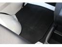 スタンダード　衝突被害軽減ブレーキスマートアシスト　前後コーナーセンサー　車線逸脱抑制機能　ＣＶＴ　２ＷＤ　エアコン　パワステ　運転席＆助手席エアバック　ＡＢＳ　衝突安全ボディ　アイドリングストップ（21枚目）