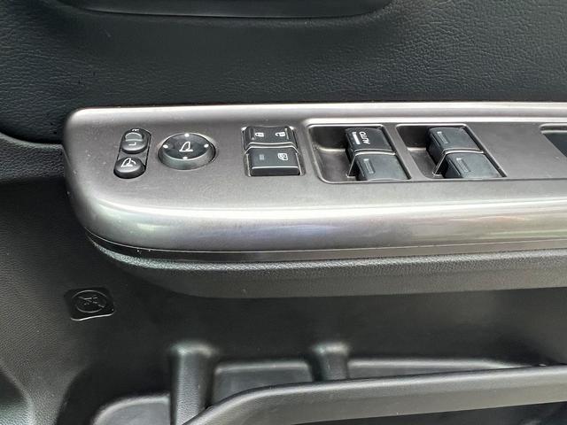 フリード G・ホンダセンシング☆ナビ☆Wパワスラ☆Bカメラ☆試乗OK☆ 純正8インチナビ☆フリップダウンモニター☆バックカメラ☆両側パワースライドドア☆LEDライト☆ハーフレザーシート☆シートヒーター☆ETC☆ホンダセンシング☆アダプティブクルーズC☆15AW☆試乗OK(22枚目)