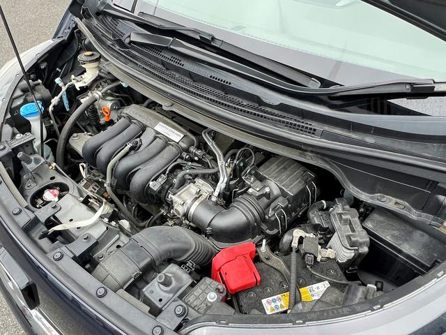 フリード G・ホンダセンシング☆ナビ☆Wパワスラ☆Bカメラ☆試乗OK☆ 純正8インチナビ☆フリップダウンモニター☆バックカメラ☆両側パワースライドドア☆LEDライト☆ハーフレザーシート☆シートヒーター☆ETC☆ホンダセンシング☆アダプティブクルーズC☆15AW☆試乗OK(75枚目)
