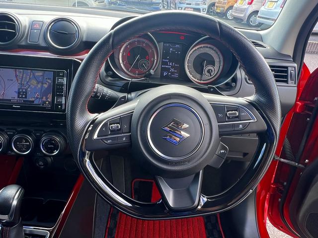 スイフトスポーツ ベースグレード☆メモリーナビ☆LEDオートライト☆試乗OK☆ 純正メモリーナビ☆デュアルセンサーブレーキサポート☆ガナドールマフラー☆専用シート☆シートヒーター☆スマートキー☆プッシュスタート☆LEDライト☆レーダークルーズC☆17AW☆走行4.4万K☆試乗OK(4枚目)