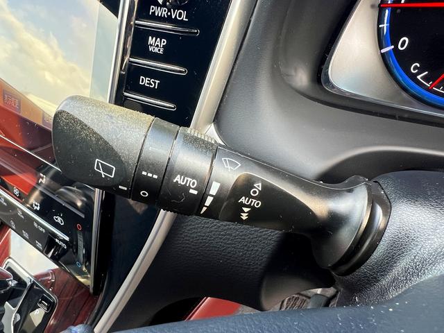 ハリアー プレミアム　アドバンスドＰＫＧ☆ナビ☆ＪＢＬ☆ＳＲ☆試乗ＯＫ　４ＷＤ☆メモリーナビ☆ＪＢＬプレミアムサウンド☆パノラマモニター☆大型サンルーフ☆パワーバックドア☆ハーフレザーシート☆パワーシート☆ＬＥＤライト☆セーフティセンス☆ＥＴＣ☆走行５．１万Ｋ☆試乗ＯＫ（5枚目）