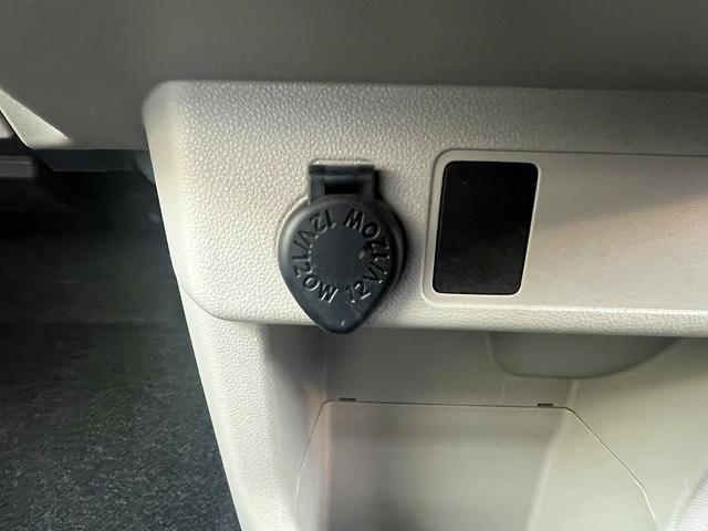 パッソ Ｘ　ＬパッケージＳ☆メモリーナビ☆エコアイドル☆試乗ＯＫ☆　メモリーナビＴＶ☆スマートキー☆プッシュスタート☆アイドリングストップ☆ヘッドライトレベライザー☆スマートアシスト☆オートエアコン☆ベンチシート☆アームレスト☆電動格納ミラー☆走行２．２万Ｋ☆試乗ＯＫ（17枚目）