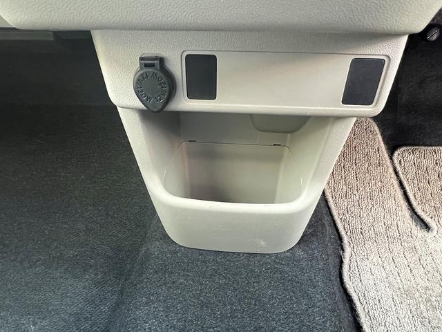 パッソ Ｘ　ＬパッケージＳ☆メモリーナビ☆エコアイドル☆試乗ＯＫ☆　メモリーナビＴＶ☆スマートキー☆プッシュスタート☆アイドリングストップ☆ヘッドライトレベライザー☆スマートアシスト☆オートエアコン☆ベンチシート☆アームレスト☆電動格納ミラー☆走行２．２万Ｋ☆試乗ＯＫ（30枚目）