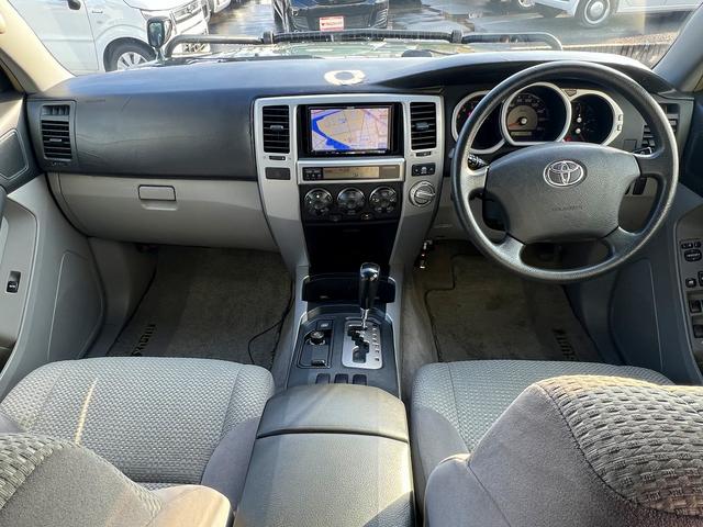 ハイラックスサーフ ＳＳＲ－Ｘ☆リフトアップ☆サイドステップ☆ＥＴＣ☆試乗ＯＫ☆　切り換え４ＷＤ☆デフロック☆リフトアップ☆バンパーガード☆サイドステップ☆ルーフキャリア☆テールガード☆ＦＵＥＬ１７ＡＷ☆ＥＴＣ☆オートエアコン☆バックカメラ☆オートライト☆走行１０．６万Ｋ☆試乗ＯＫ（3枚目）