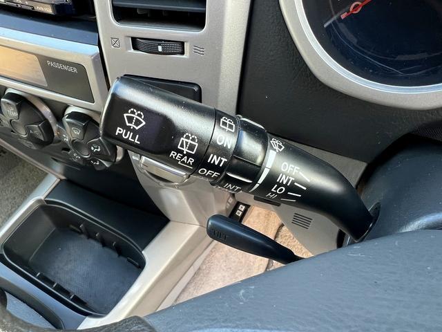 ハイラックスサーフ ＳＳＲ－Ｘ☆リフトアップ☆サイドステップ☆ＥＴＣ☆試乗ＯＫ☆　切り換え４ＷＤ☆デフロック☆リフトアップ☆バンパーガード☆サイドステップ☆ルーフキャリア☆テールガード☆ＦＵＥＬ１７ＡＷ☆ＥＴＣ☆オートエアコン☆バックカメラ☆オートライト☆走行１０．６万Ｋ☆試乗ＯＫ（5枚目）