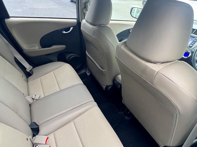 フィットシャトルハイブリッド ハイブリッド・ナビプレミアムセレクション☆HID☆試乗OK☆ 純正HDDナビ☆バックカメラ☆スマートキー☆HIDオートライト☆ハーフレザーシート☆クルーズコントロール☆オートエアコン☆ビルトインETC☆電動格納ミラー☆横滑り防止装置☆走行5.3万K☆試乗OK(67枚目)