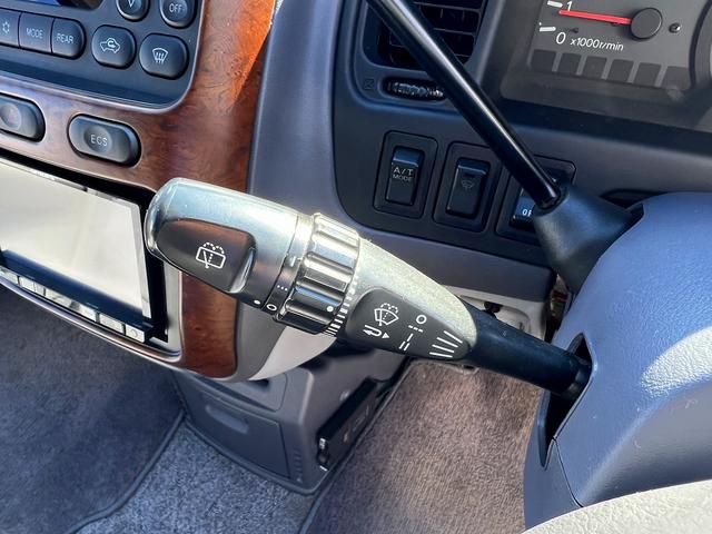 デリカスペースギア ロング スーパーエクシード☆メモリーナビ☆ETC☆試乗OK☆ ディーゼルターボ☆切替4WD☆クリスタルライトルーフ☆オートステップ☆メモリーナビ☆バックカメラ☆キーレス☆ETC☆JAOSカンガルーバー☆リアラダー☆オートエアコン☆オープンカントリー☆試乗OK(5枚目)