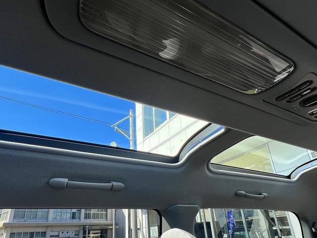 デリカスペースギア ロング スーパーエクシード☆メモリーナビ☆ETC☆試乗OK☆ ディーゼルターボ☆切替4WD☆クリスタルライトルーフ☆オートステップ☆メモリーナビ☆バックカメラ☆キーレス☆ETC☆JAOSカンガルーバー☆リアラダー☆オートエアコン☆オープンカントリー☆試乗OK(12枚目)