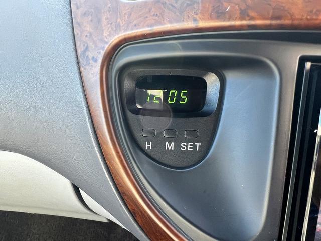 デリカスペースギア ロング スーパーエクシード☆メモリーナビ☆ETC☆試乗OK☆ ディーゼルターボ☆切替4WD☆クリスタルライトルーフ☆オートステップ☆メモリーナビ☆バックカメラ☆キーレス☆ETC☆JAOSカンガルーバー☆リアラダー☆オートエアコン☆オープンカントリー☆試乗OK(17枚目)