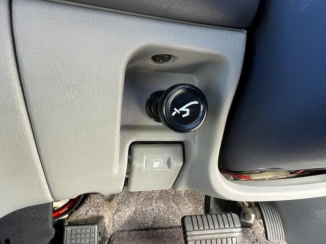 デリカスペースギア ロング スーパーエクシード☆メモリーナビ☆ETC☆試乗OK☆ ディーゼルターボ☆切替4WD☆クリスタルライトルーフ☆オートステップ☆メモリーナビ☆バックカメラ☆キーレス☆ETC☆JAOSカンガルーバー☆リアラダー☆オートエアコン☆オープンカントリー☆試乗OK(20枚目)