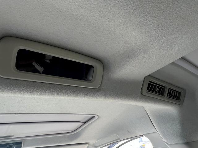 デリカスペースギア ロング スーパーエクシード☆メモリーナビ☆ETC☆試乗OK☆ ディーゼルターボ☆切替4WD☆クリスタルライトルーフ☆オートステップ☆メモリーナビ☆バックカメラ☆キーレス☆ETC☆JAOSカンガルーバー☆リアラダー☆オートエアコン☆オープンカントリー☆試乗OK(22枚目)