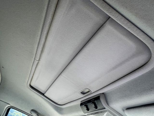 デリカスペースギア ロング スーパーエクシード☆メモリーナビ☆ETC☆試乗OK☆ ディーゼルターボ☆切替4WD☆クリスタルライトルーフ☆オートステップ☆メモリーナビ☆バックカメラ☆キーレス☆ETC☆JAOSカンガルーバー☆リアラダー☆オートエアコン☆オープンカントリー☆試乗OK(32枚目)