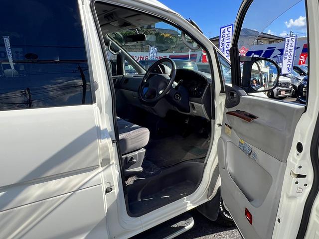 デリカスペースギア ロング スーパーエクシード☆メモリーナビ☆ETC☆試乗OK☆ ディーゼルターボ☆切替4WD☆クリスタルライトルーフ☆オートステップ☆メモリーナビ☆バックカメラ☆キーレス☆ETC☆JAOSカンガルーバー☆リアラダー☆オートエアコン☆オープンカントリー☆試乗OK(43枚目)