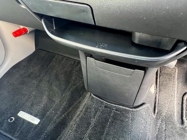 デイズ X☆9インチナビ☆全周囲M☆エマブレ☆ETC☆試乗OK☆ 純正9インチSDナビ☆アラウンンドビューモニター☆エマージェンシーブレーキ☆インテリキー☆ETC☆ドライブレコーダー☆14AW☆アイドリングストップ☆オートライト☆電動格納ミラー☆USB充電☆試乗OK(20枚目)