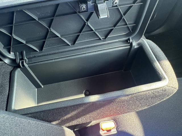 ムーヴキャンバス XリミテッドSAII☆メモリーナビ☆両側パワスラ☆試乗OK☆ メモリーナビTV☆バックカメラ☆両側パワースライドドア☆スマートキー☆プッシュスタート☆オートエアコン☆エコアイドル☆ETC☆スマートアシスト2☆電動格納ミラー☆フロアマット☆走行4.7万K☆試乗OK(29枚目)