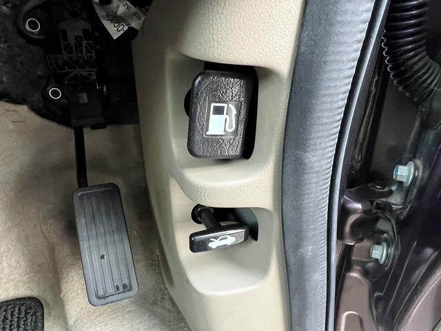 N-BOX G・Lパッケージ☆ポータブルナビ☆☆両側パワスラ☆試乗OK☆ ポータブルナビTV☆両側パワースライドドア☆スマートキー☆プッシュスタート☆オートエアコン☆14AW☆ベンチシート☆アームレスト☆ステアリモコン☆プライバシーガラス☆ABS☆走行4.8万K☆試乗OK(32枚目)