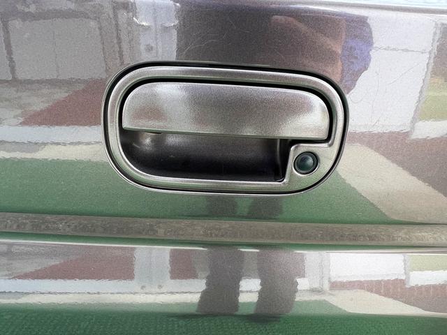 N-BOX G・Lパッケージ☆ポータブルナビ☆☆両側パワスラ☆試乗OK☆ ポータブルナビTV☆両側パワースライドドア☆スマートキー☆プッシュスタート☆オートエアコン☆14AW☆ベンチシート☆アームレスト☆ステアリモコン☆プライバシーガラス☆ABS☆走行4.8万K☆試乗OK(45枚目)