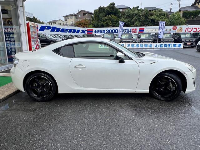 ８６ Ｇ☆ディスプレイオーディオ☆前後ドラレコ☆ＥＴＣ☆試乗ＯＫ☆　ディスプレイオーディオ☆バックカメラ☆１８ＡＷ☆キーレス☆ＨＩＤライト☆ヘッドライトレベライザー☆ＥＴＣ☆前後ドライブレコーダー☆電動格納ミラー☆エアバッグ☆ＡＢＳ☆走行２．９万Ｋ☆試乗ＯＫ（59枚目）