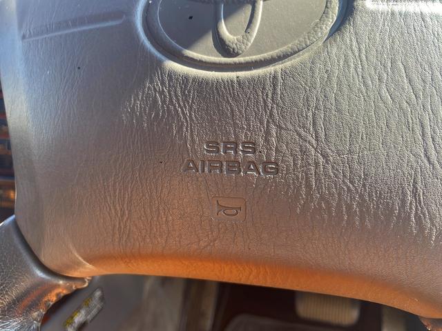 ランドクルーザー80 VXリミテッド☆5人乗り☆サンルーフ☆リフトUP☆試乗OK☆ 4WD☆1ナンバー登録☆5人乗り☆リフトアップ☆MKW16AW☆オープンカントリー☆サイドステップ☆ガナドールマフラー☆サンルーフ☆革調シートカバー☆ナビ☆バックカメラ☆ETC☆クルーズコントロール☆(6枚目)