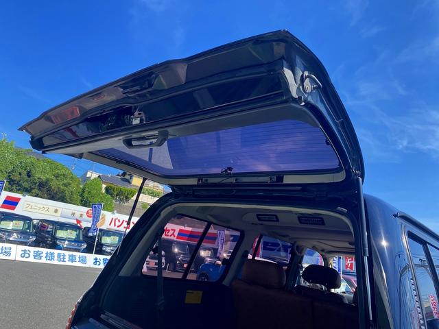 ランドクルーザー80 VXリミテッド☆5人乗り☆サンルーフ☆リフトUP☆試乗OK☆ 4WD☆1ナンバー登録☆5人乗り☆リフトアップ☆MKW16AW☆オープンカントリー☆サイドステップ☆ガナドールマフラー☆サンルーフ☆革調シートカバー☆ナビ☆バックカメラ☆ETC☆クルーズコントロール☆(37枚目)