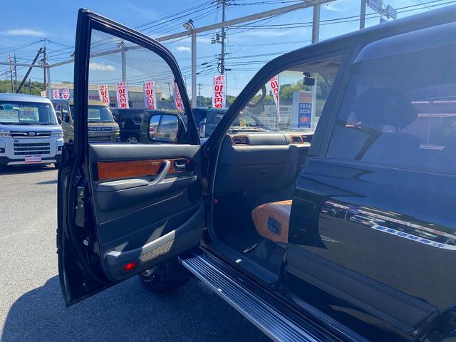 ランドクルーザー80 VXリミテッド☆5人乗り☆サンルーフ☆リフトUP☆試乗OK☆ 4WD☆1ナンバー登録☆5人乗り☆リフトアップ☆MKW16AW☆オープンカントリー☆サイドステップ☆ガナドールマフラー☆サンルーフ☆革調シートカバー☆ナビ☆バックカメラ☆ETC☆クルーズコントロール☆(38枚目)