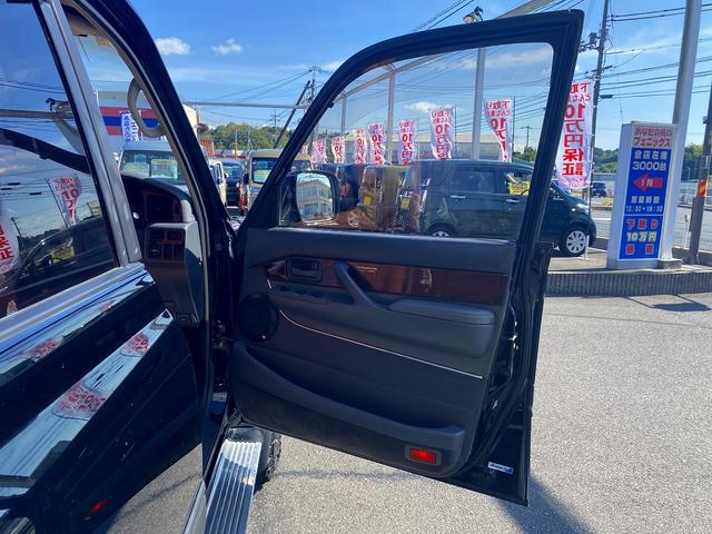 ランドクルーザー80 VXリミテッド☆5人乗り☆サンルーフ☆リフトUP☆試乗OK☆ 4WD☆1ナンバー登録☆5人乗り☆リフトアップ☆MKW16AW☆オープンカントリー☆サイドステップ☆ガナドールマフラー☆サンルーフ☆革調シートカバー☆ナビ☆バックカメラ☆ETC☆クルーズコントロール☆(41枚目)
