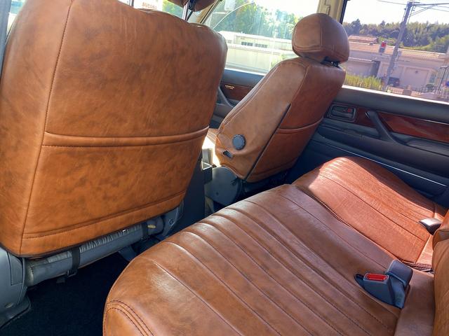 ランドクルーザー80 VXリミテッド☆5人乗り☆サンルーフ☆リフトUP☆試乗OK☆ 4WD☆1ナンバー登録☆5人乗り☆リフトアップ☆MKW16AW☆オープンカントリー☆サイドステップ☆ガナドールマフラー☆サンルーフ☆革調シートカバー☆ナビ☆バックカメラ☆ETC☆クルーズコントロール☆(63枚目)