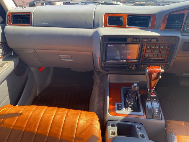 ランドクルーザー80 VXリミテッド☆5人乗り☆サンルーフ☆リフトUP☆試乗OK☆ 4WD☆1ナンバー登録☆5人乗り☆リフトアップ☆MKW16AW☆オープンカントリー☆サイドステップ☆ガナドールマフラー☆サンルーフ☆革調シートカバー☆ナビ☆バックカメラ☆ETC☆クルーズコントロール☆(73枚目)