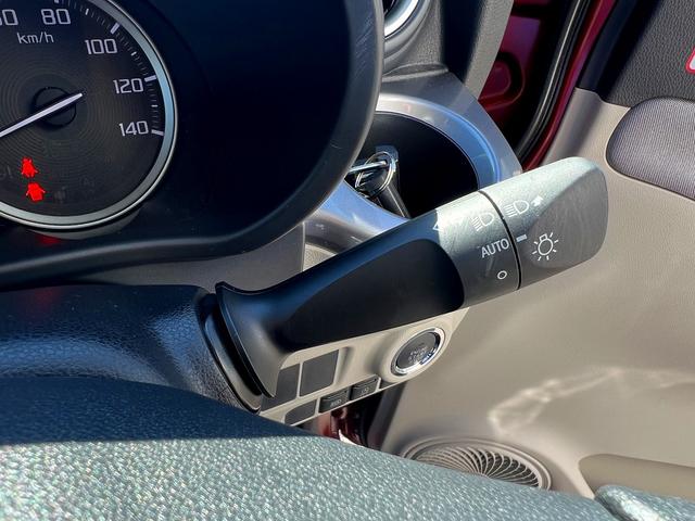 キャスト スタイルＸ　ＳＡＩＩＩ☆純正ナビＴＶ☆スマートキー☆試乗ＯＫ　ワンオーナー☆純正メモリーナビ☆スマートキー☆プッシュスタート☆オートエアコン☆エコアイドル☆スマートアシスト３☆オートライト☆オートハイビーム☆電動格納ミラー☆コーナーソナー☆走行０．７万☆試乗ＯＫ（8枚目）