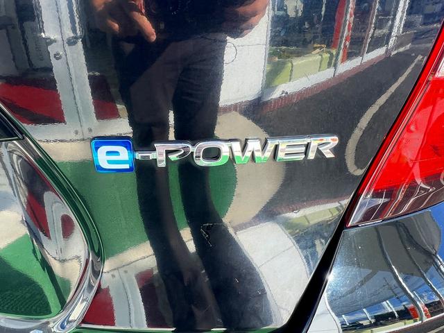 ノート e-パワー X☆純正ナビ☆全周囲M☆エマブレ☆試乗OK☆ 純正メモリーナビTV☆アラウンンドビューモニター☆エマージェンシーブレーキ☆インテリジェントルームミラー☆インテリキー☆ETC☆オートエアコン☆オートライト☆電動格納ミラー☆走行5.5万K☆試乗OK(42枚目)