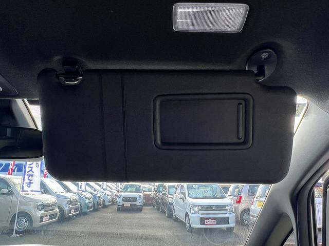 ヴォクシー ZS 煌III☆純正9インチナビ☆両側パワスラ☆試乗OK☆ 4WD☆純正9インチナビ☆フリップダウンモニター☆バックカメラ☆両側パワースライドドア☆革調シートカバー☆車高調☆LEDライト☆セーフティセンス☆スマートキー☆アイドリングストップ☆ETC☆試乗OK(27枚目)