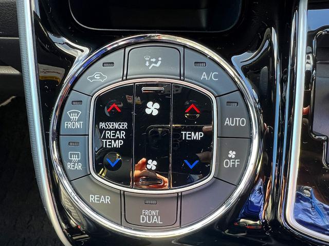 ヴォクシー ZS 煌III☆純正9インチナビ☆両側パワスラ☆試乗OK☆ 4WD☆純正9インチナビ☆フリップダウンモニター☆バックカメラ☆両側パワースライドドア☆革調シートカバー☆車高調☆LEDライト☆セーフティセンス☆スマートキー☆アイドリングストップ☆ETC☆試乗OK(30枚目)